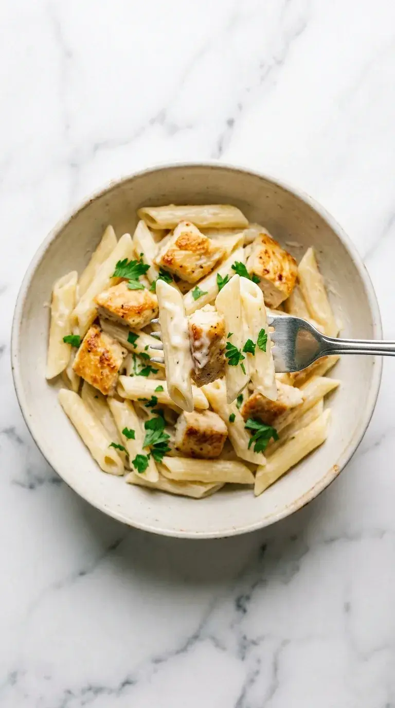 Penne Chicken Alfredo: Creamy Italian Pasta